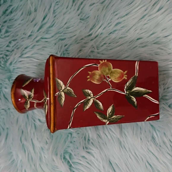 Ceramic Vase - Picture 4 of 8